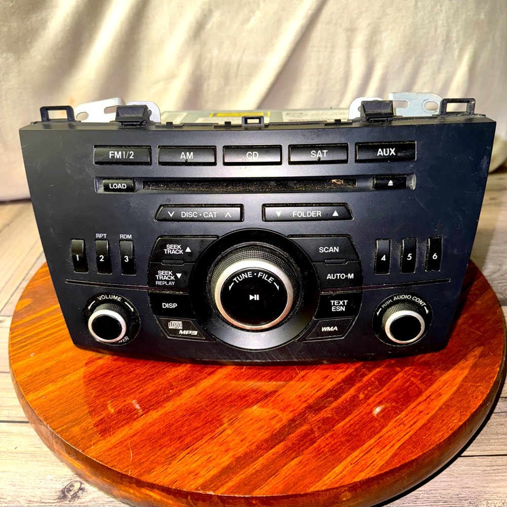2010-11 Mazda 3 Satellite car stereo Single Cd Mp3 player BGV466AH0 BBM566AR0